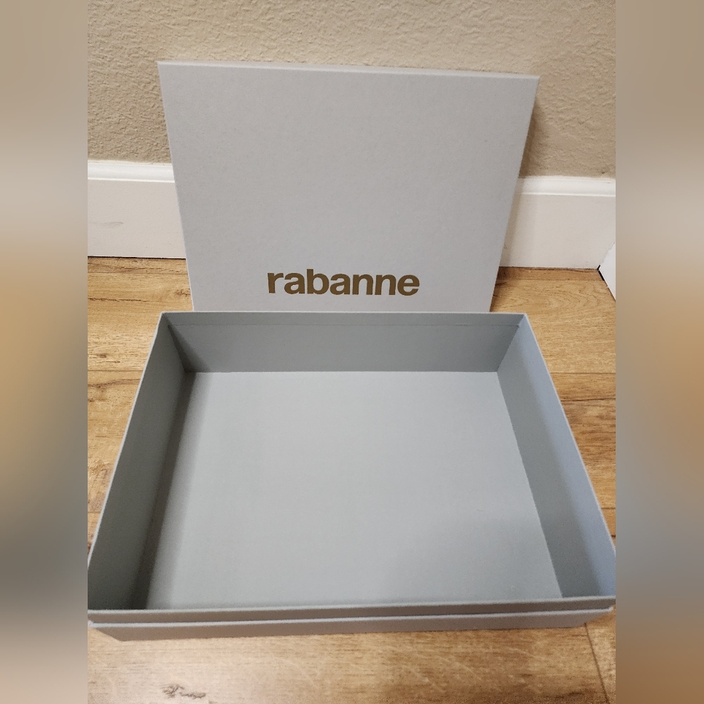 ❤️ AUTHENTIC PACO RABANNE Empty LARGE Gift BOX Gray Gold Spellout 15x10.5x4.5in